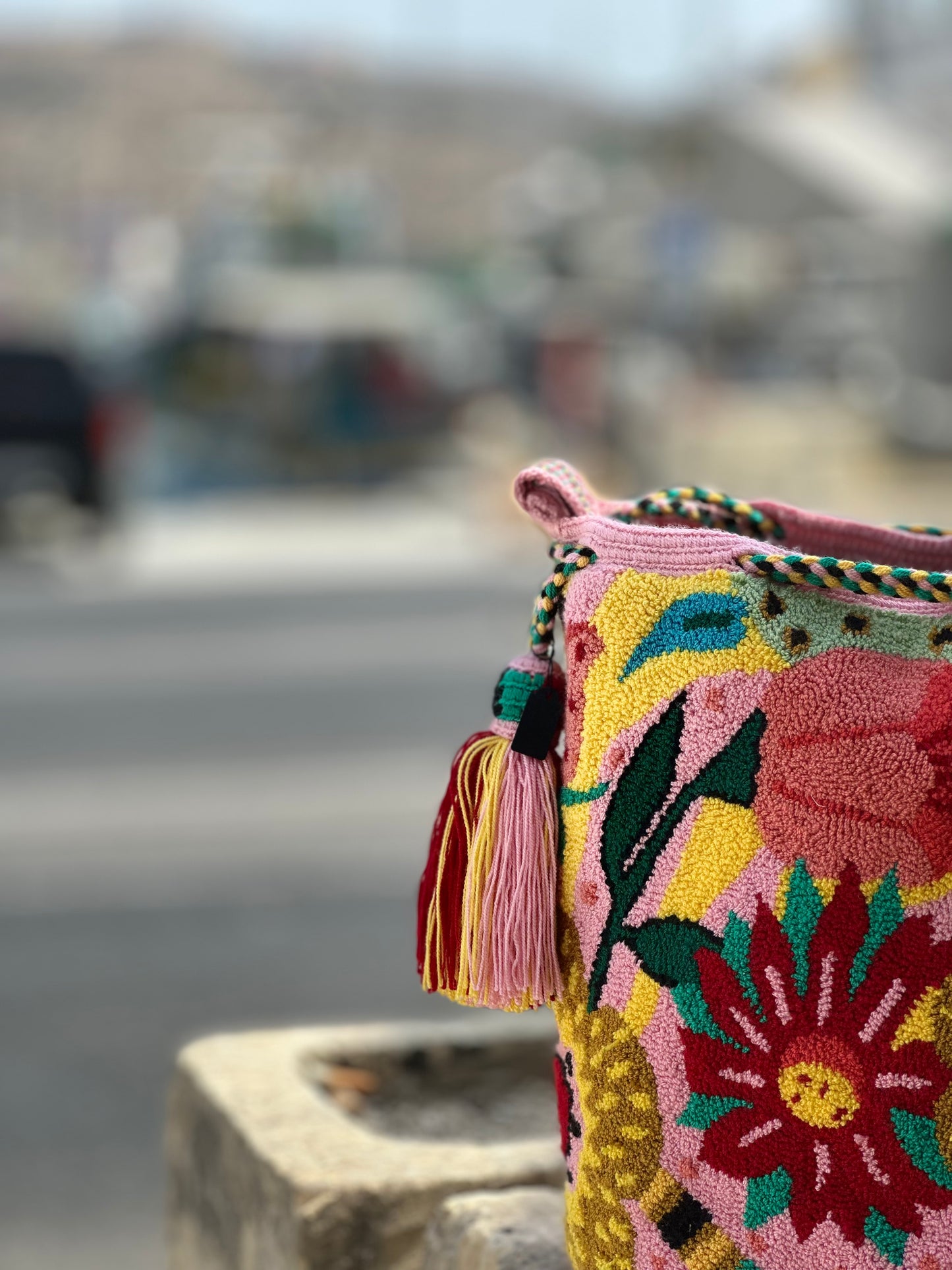 Flower Embroidered Tapestry Handbag